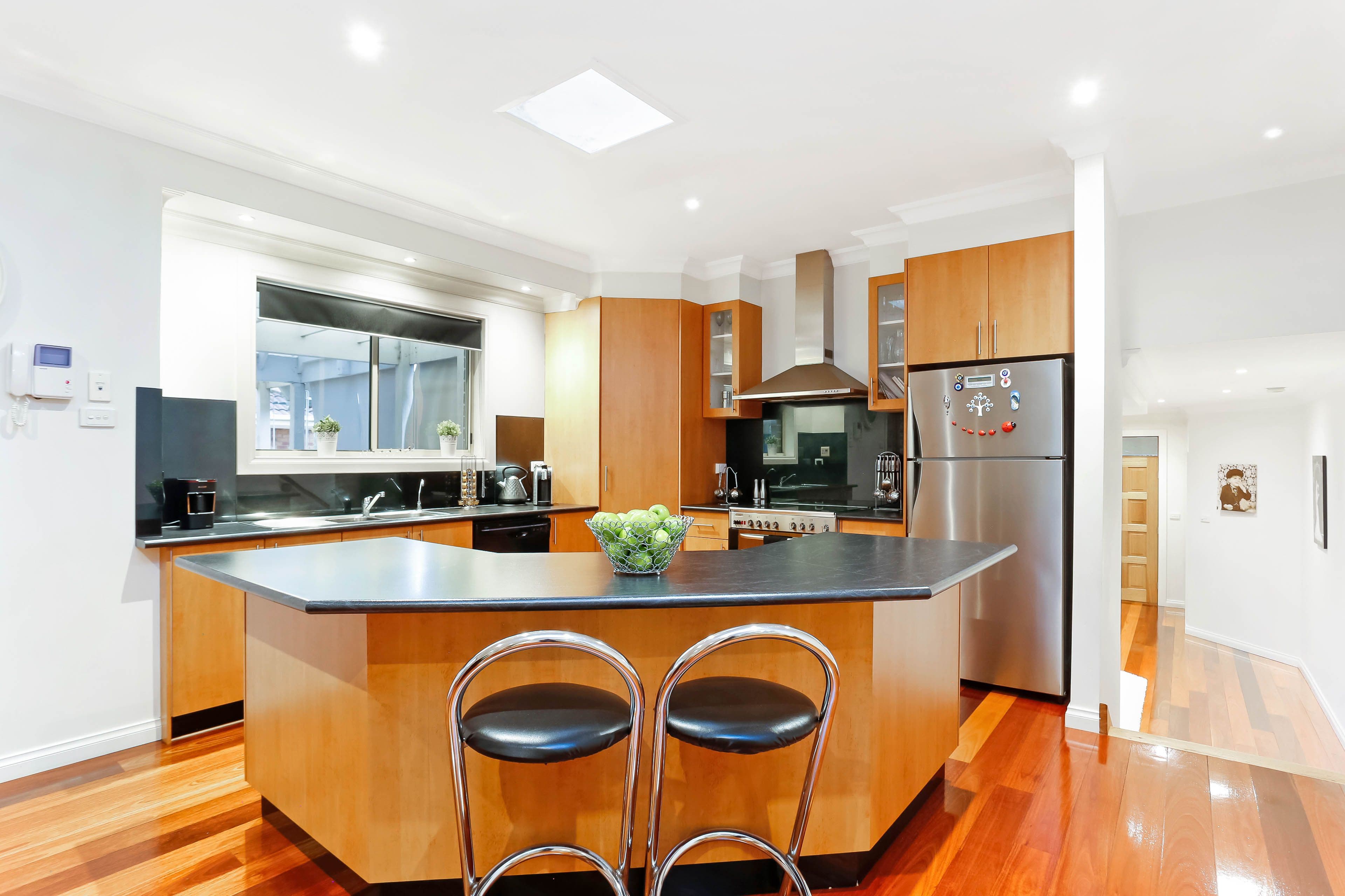 10 Pickersgill Crescent, Roxburgh Park VIC 3064, Roxburgh Park - Thumbnail 5