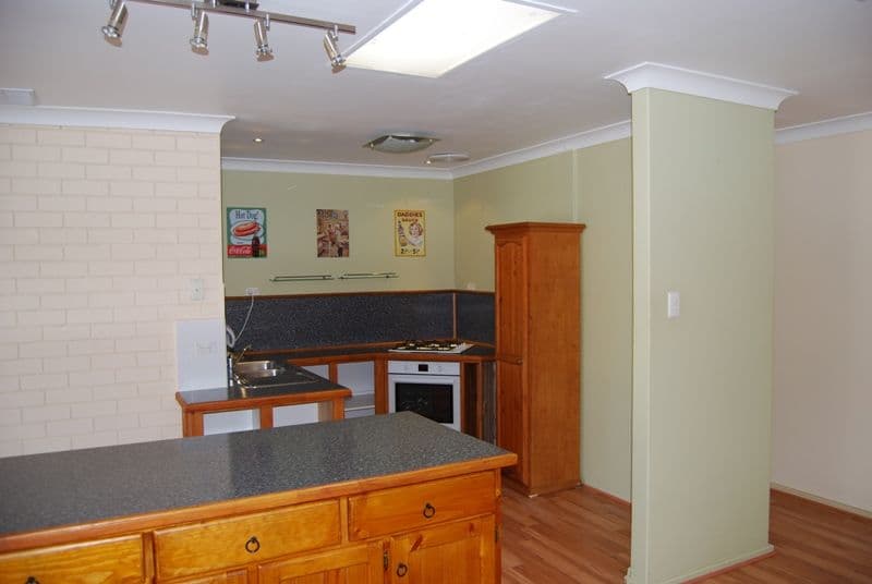 6 Irwin Close, GOSNELLS WA 6110, Gosnells - Thumbnail 2