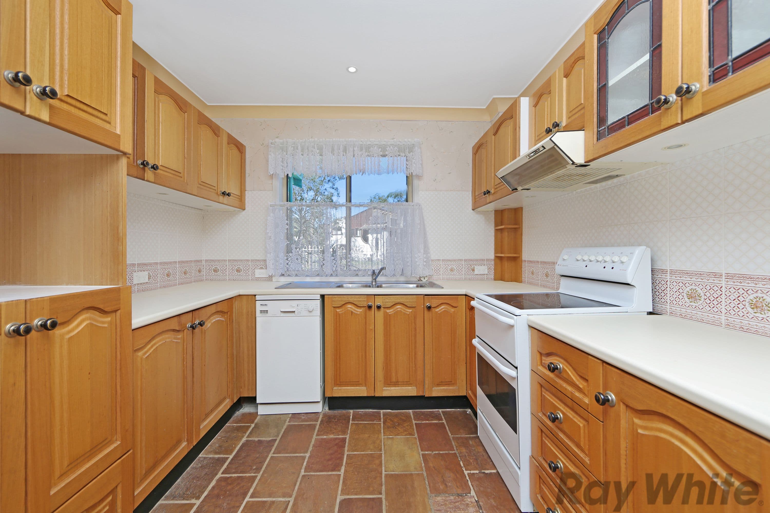 10 Government Road, Summerland Point - Thumbnail 2