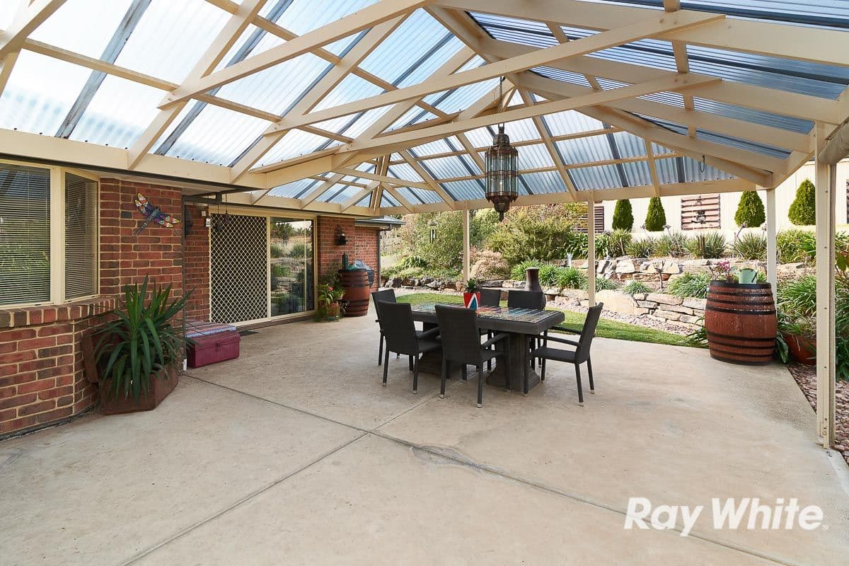 4 London Court, Mount Barker SA 5251, Mount Barker - Image 1