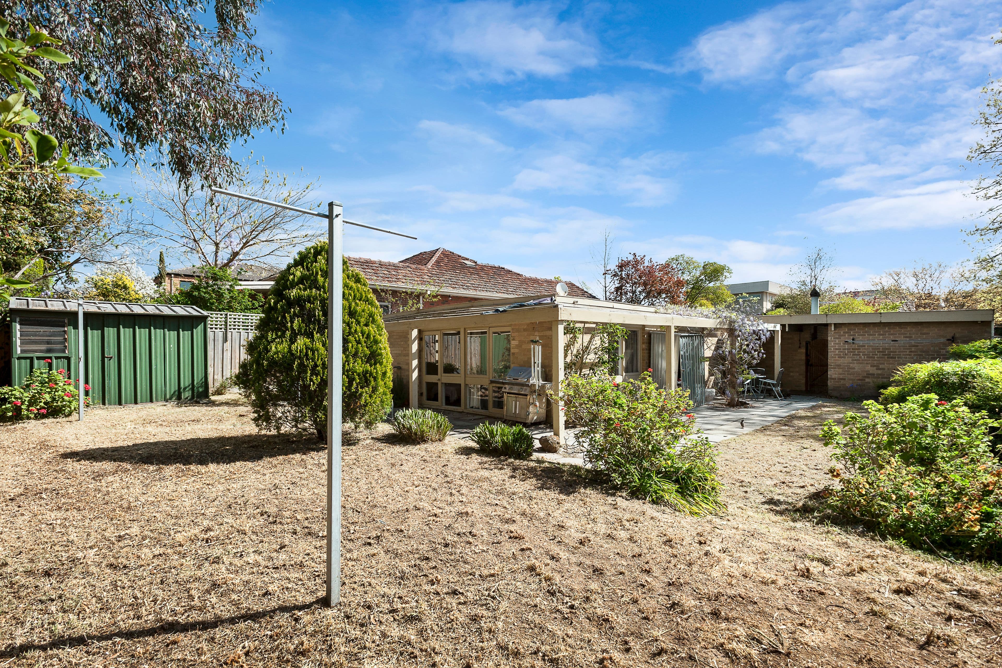 18 Bennett Parade, Kew East VIC 3102, Kew East - Thumbnail 2