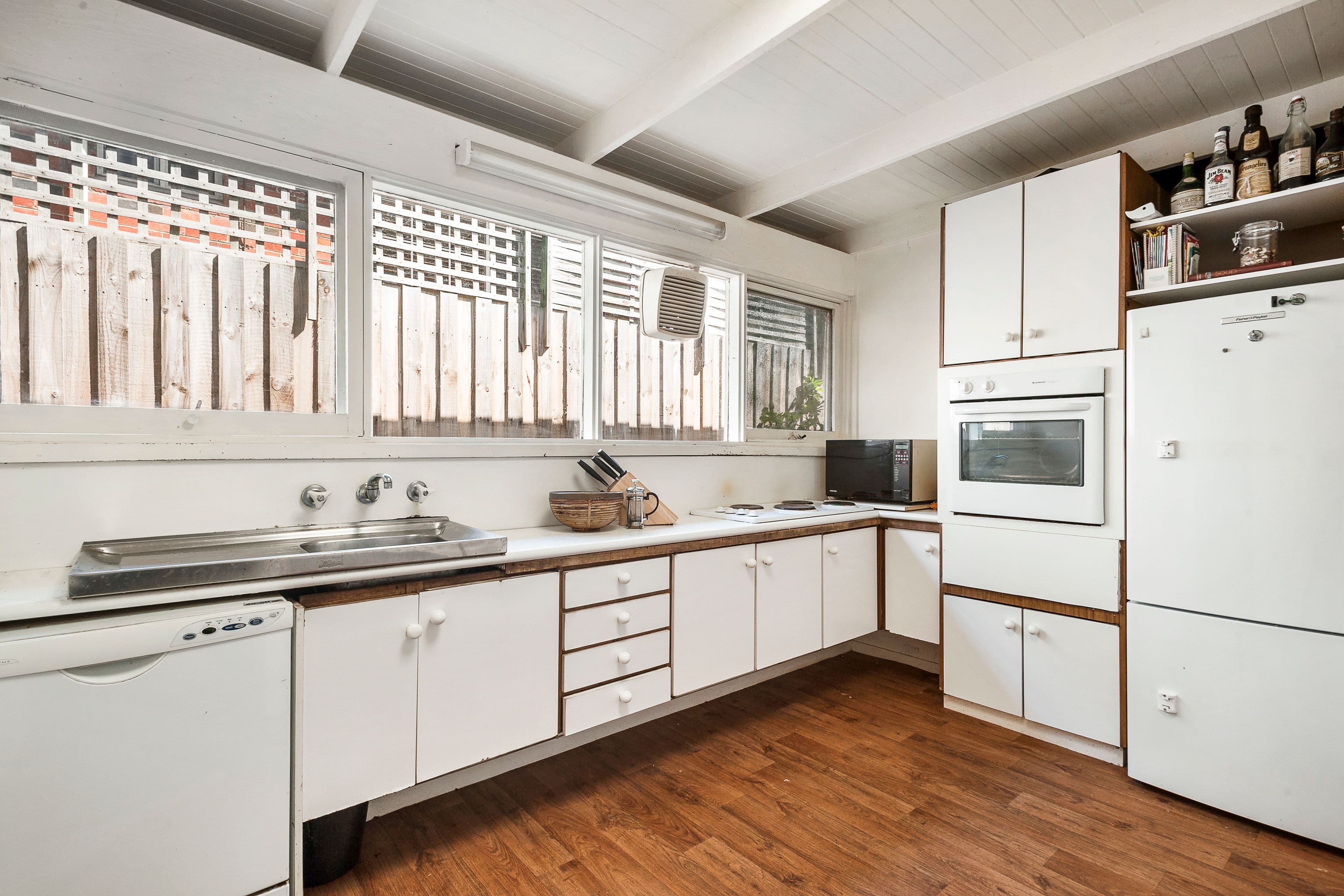 18 Bennett Parade, Kew East VIC 3102, Kew East - Thumbnail 6