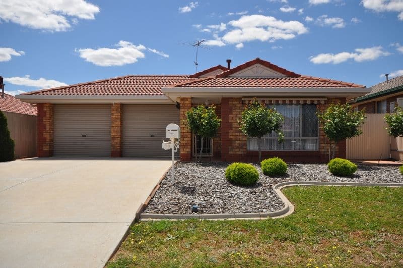 10 Castle Court, BLAKEVIEW SA 5114, Blakeview - Image 1