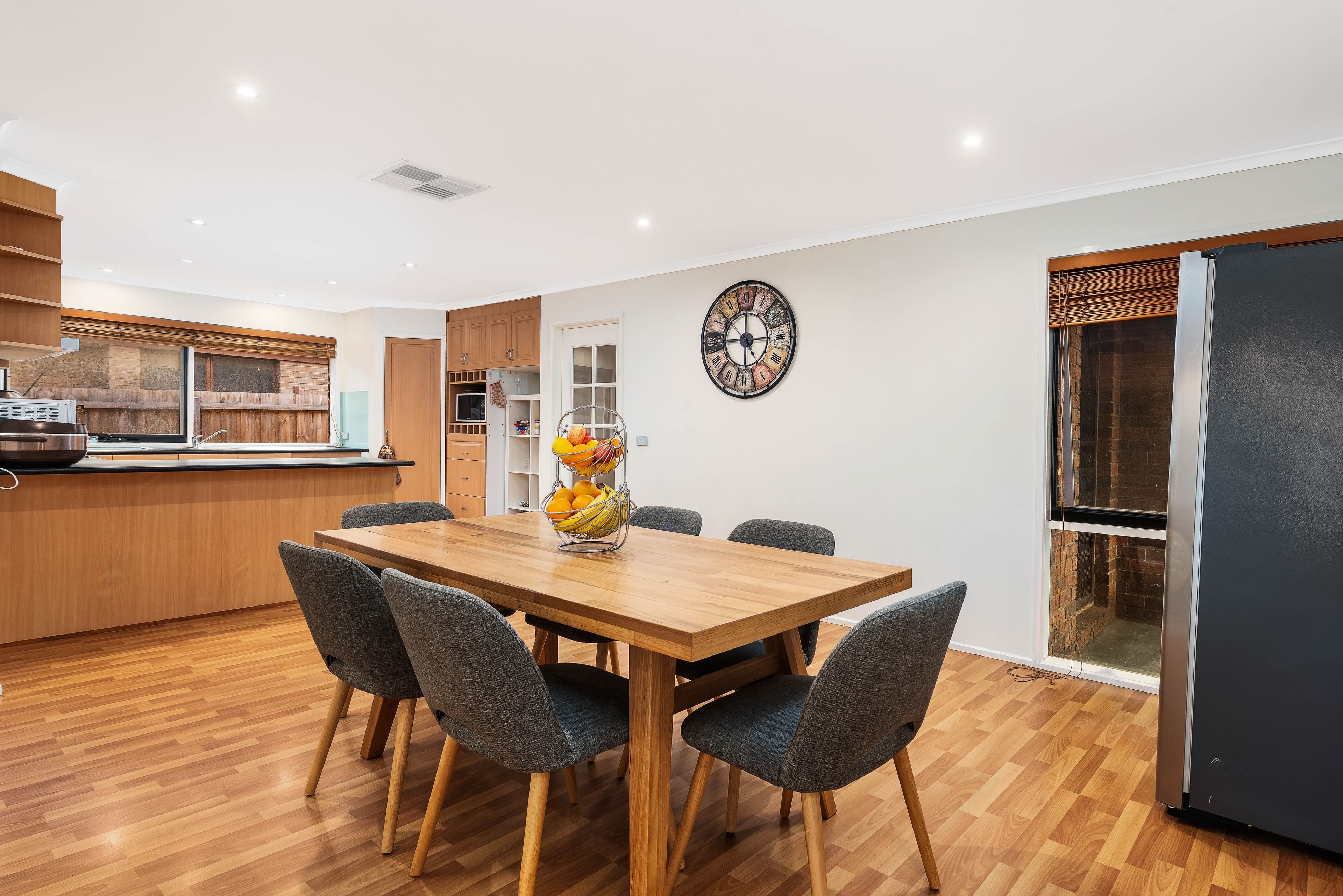 20 Azalea Avenue, Mill Park VIC 3082, Mill Park - Thumbnail 6