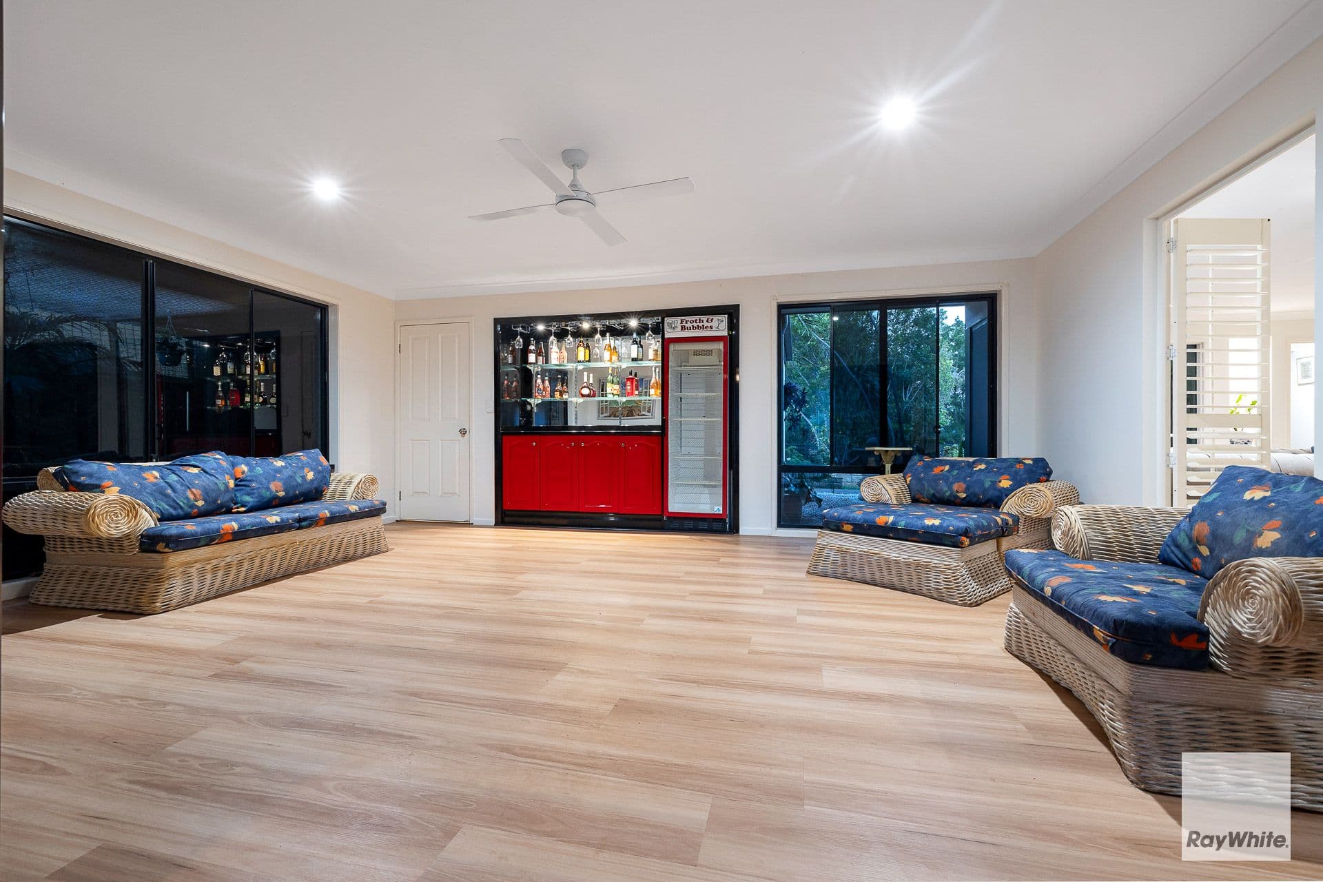10 Habitat Drive, Redland Bay QLD 4165, Redland Bay - Thumbnail 8