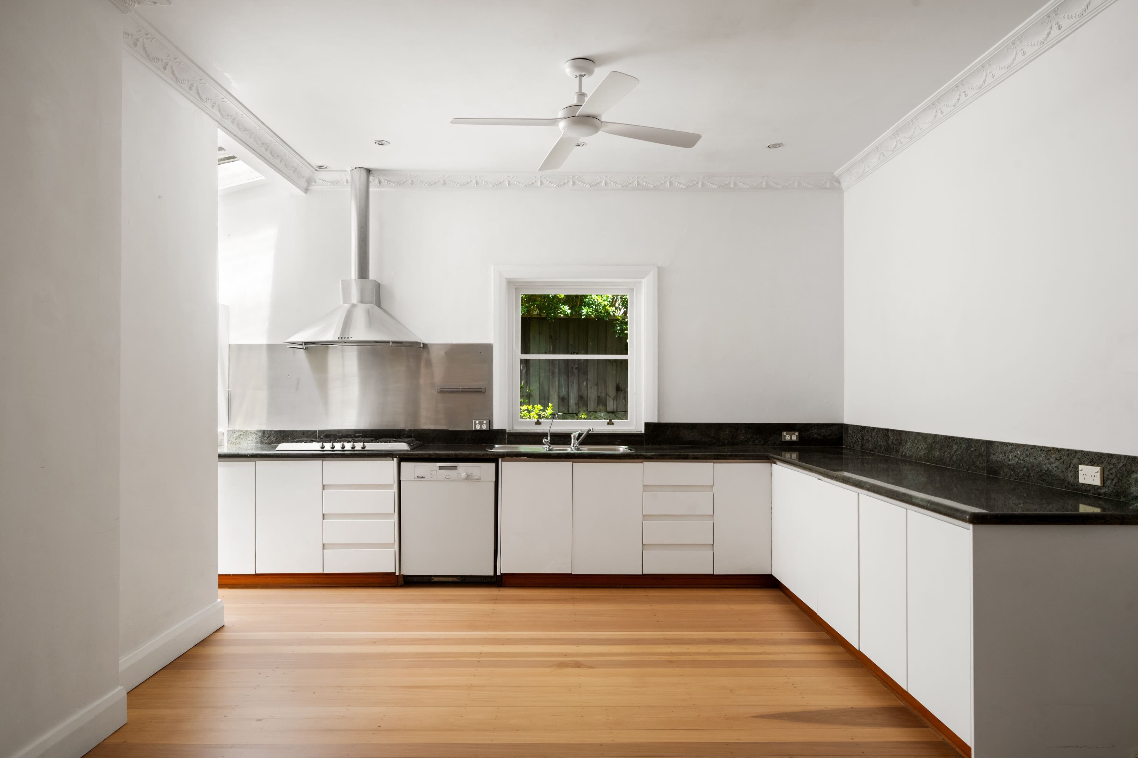 39 Ellalong Road, Cremorne NSW 2090, Cremorne - Thumbnail 4