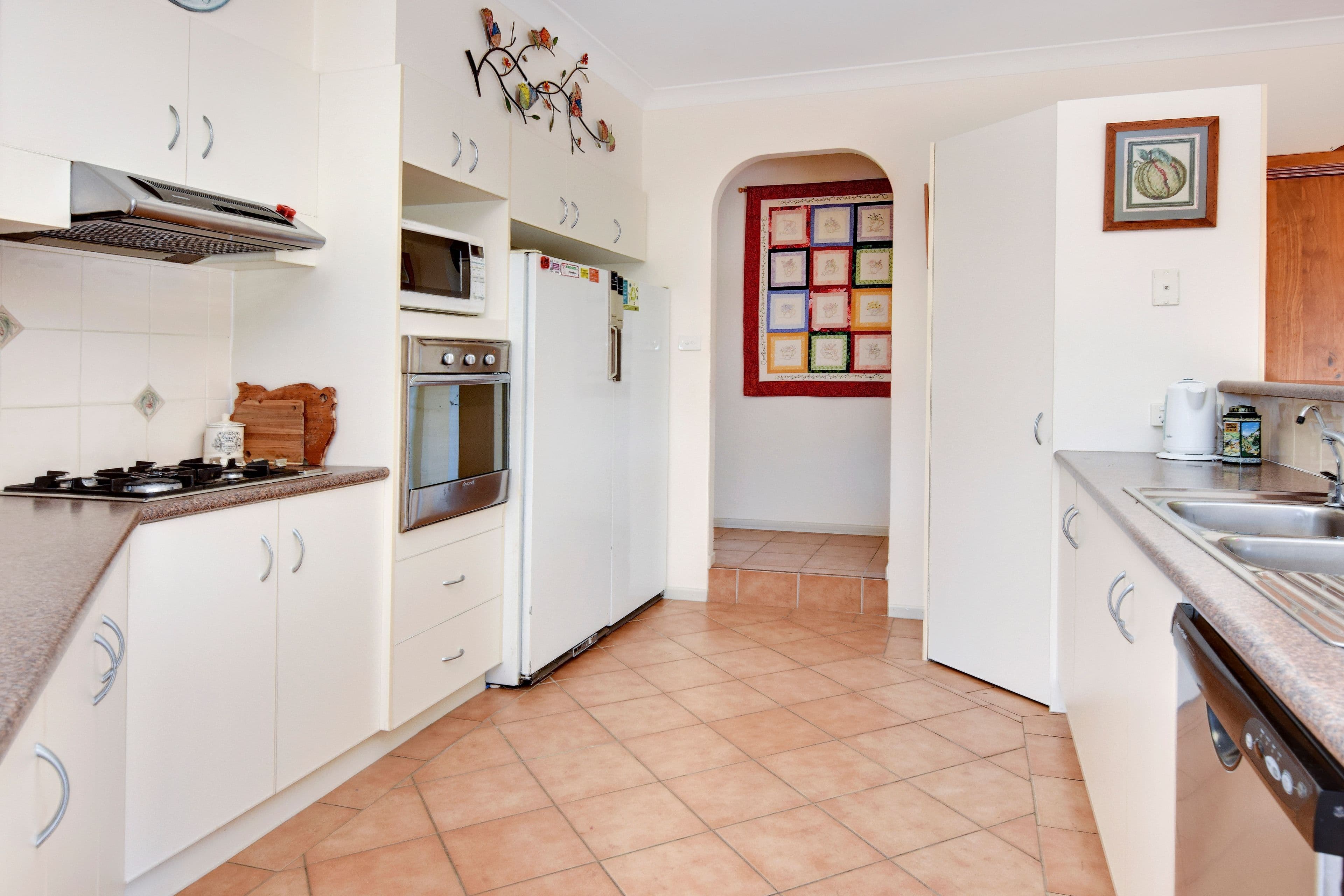 98 Pelham Street, Tenterfield - Thumbnail 2
