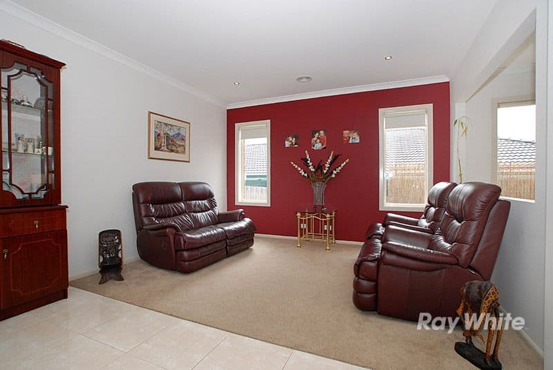 44 Whistler Avenue, BERWICK VIC 3806, Berwick - Thumbnail 4