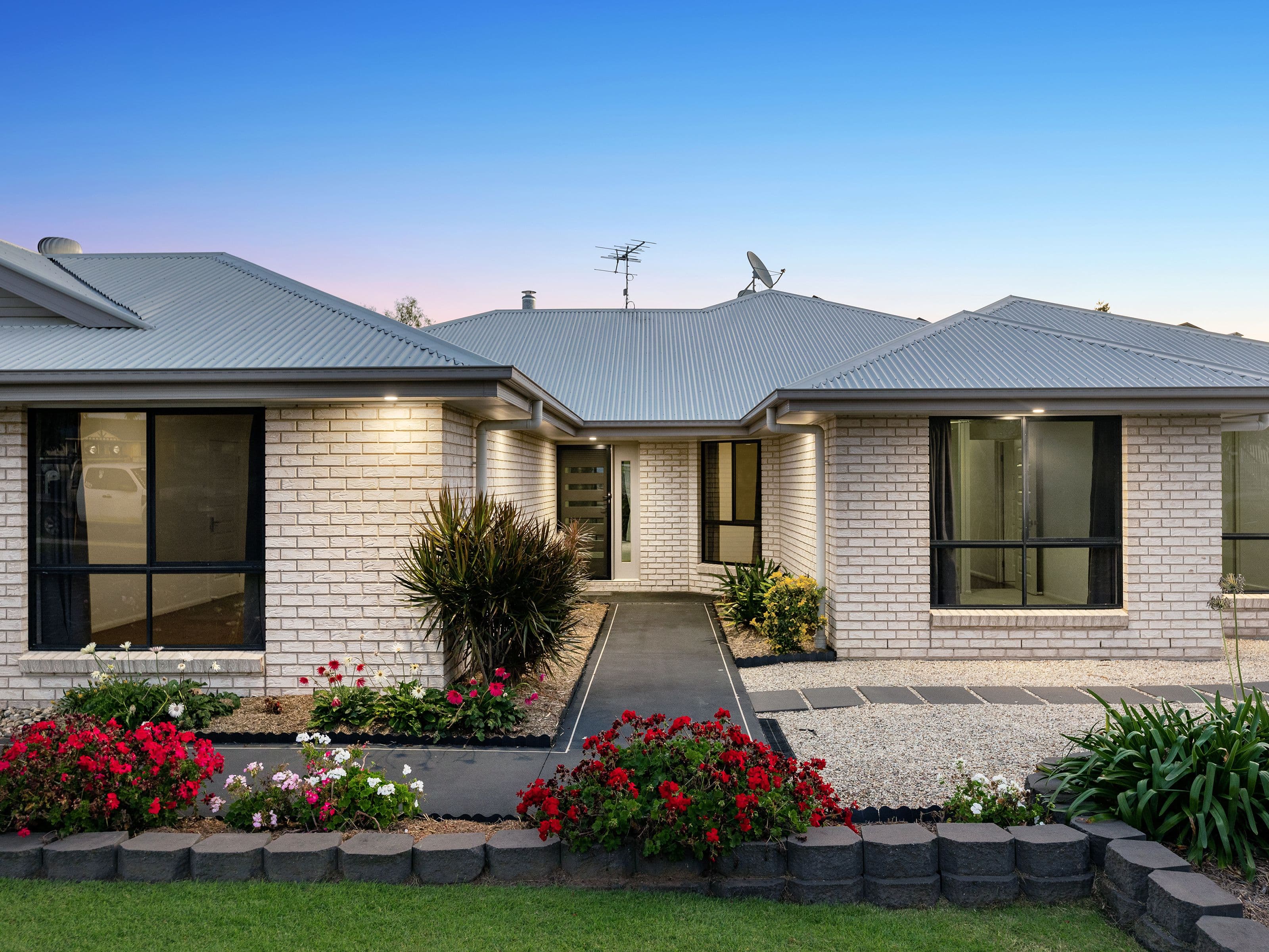 13 Claydon Place, Rosewood QLD 4340, Rosewood - Image 1