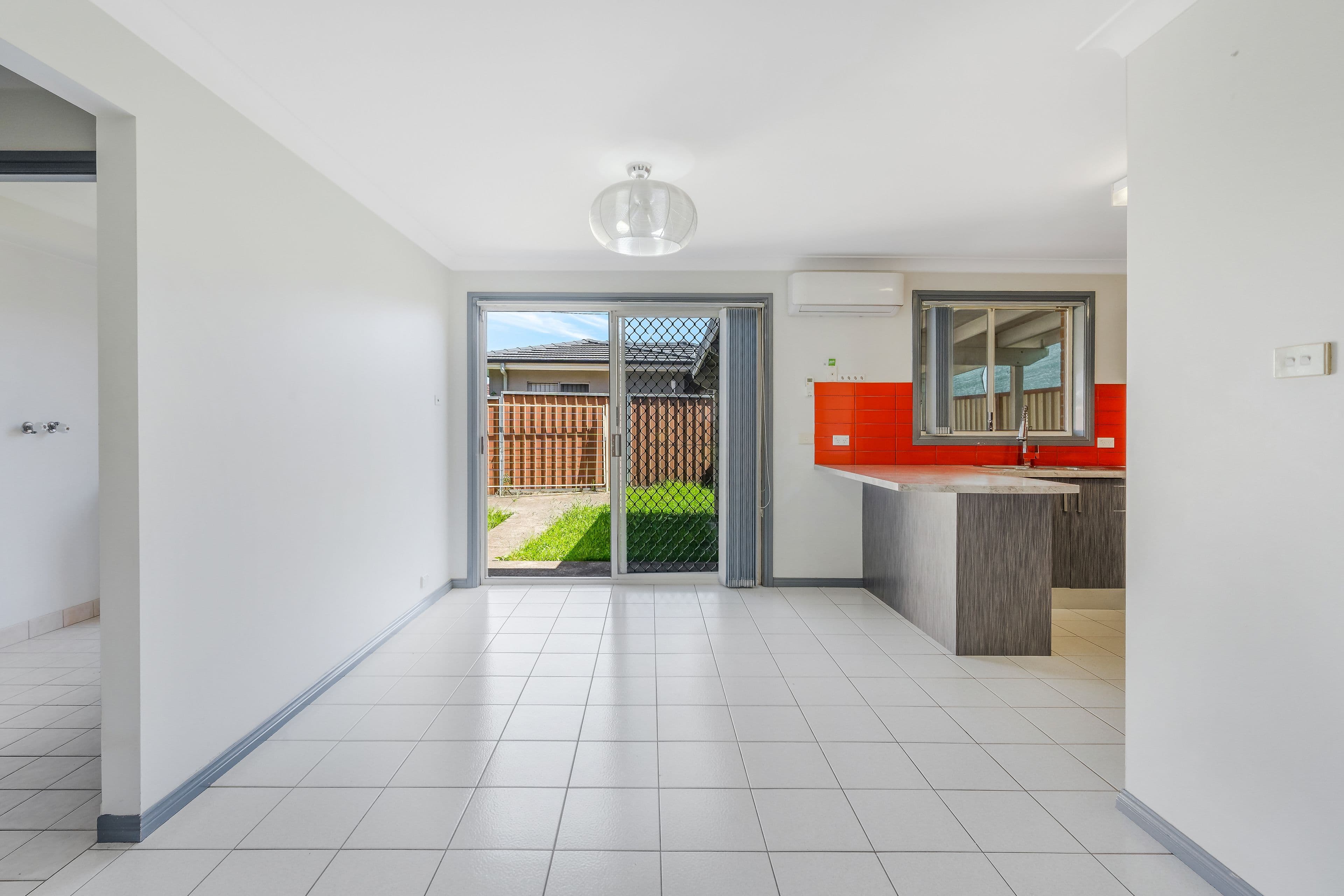 3/10-12 Peacock Close, Green Valley NSW 2168, Green Valley - Thumbnail 5