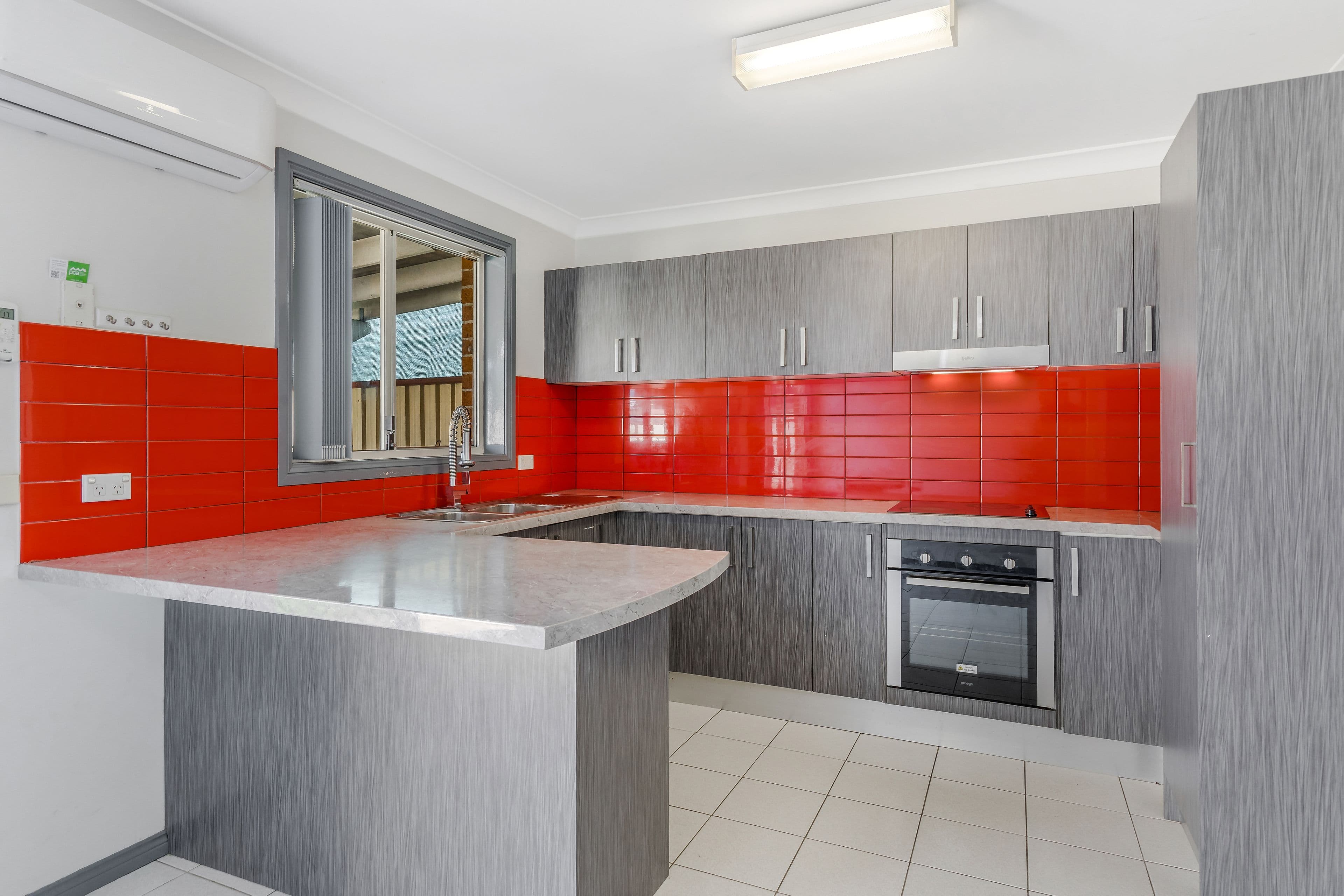 3/10-12 Peacock Close, Green Valley NSW 2168, Green Valley - Thumbnail 6