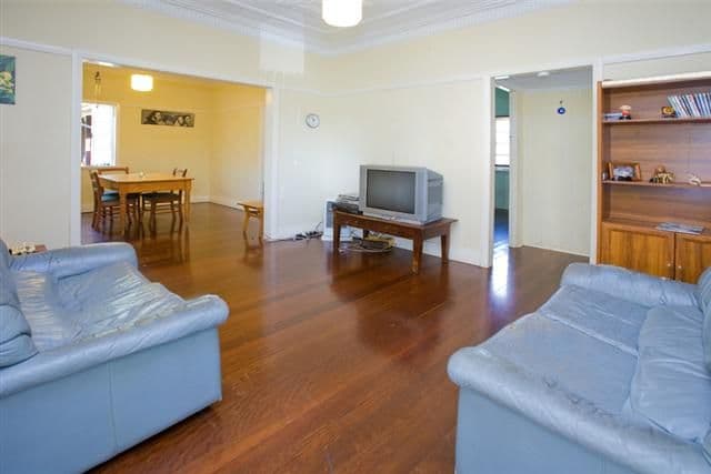 17 Love Street, HOLLAND PARK QLD 4121, Holland Park - Thumbnail 3