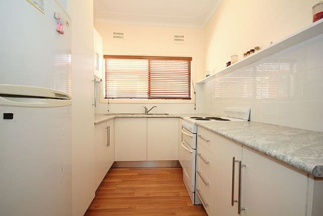 48 Beatrice Street, BASS HILL NSW 2197, Bass Hill - Thumbnail 3