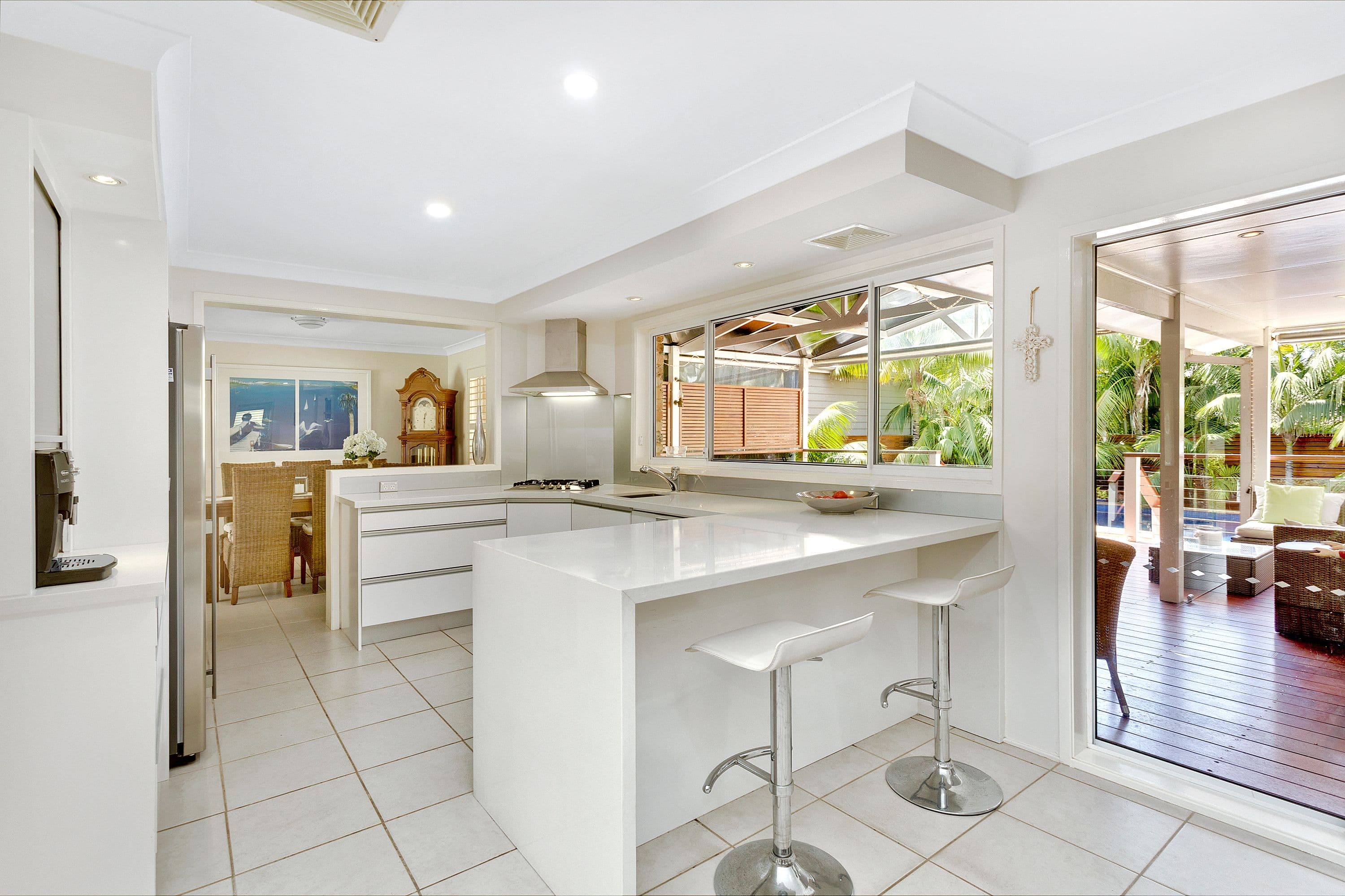 1 Beach Road, Collaroy - Thumbnail 2