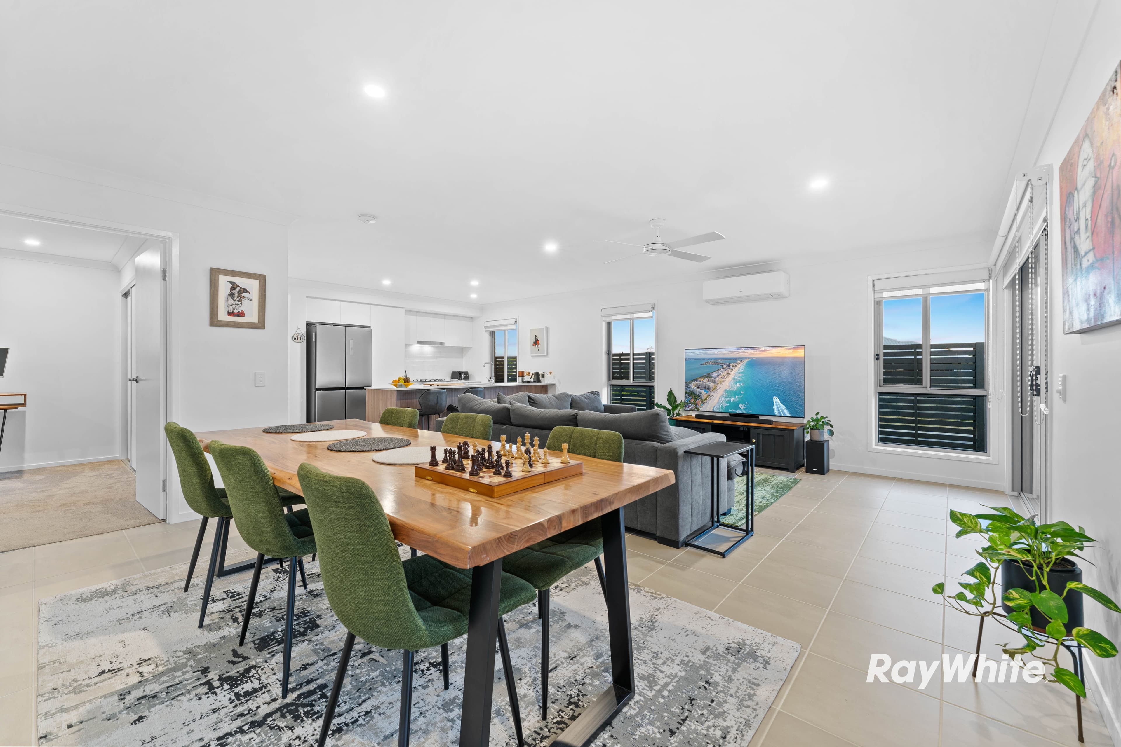 2 Hartnell Drive, Park Ridge QLD 4125, Park Ridge - Thumbnail 5