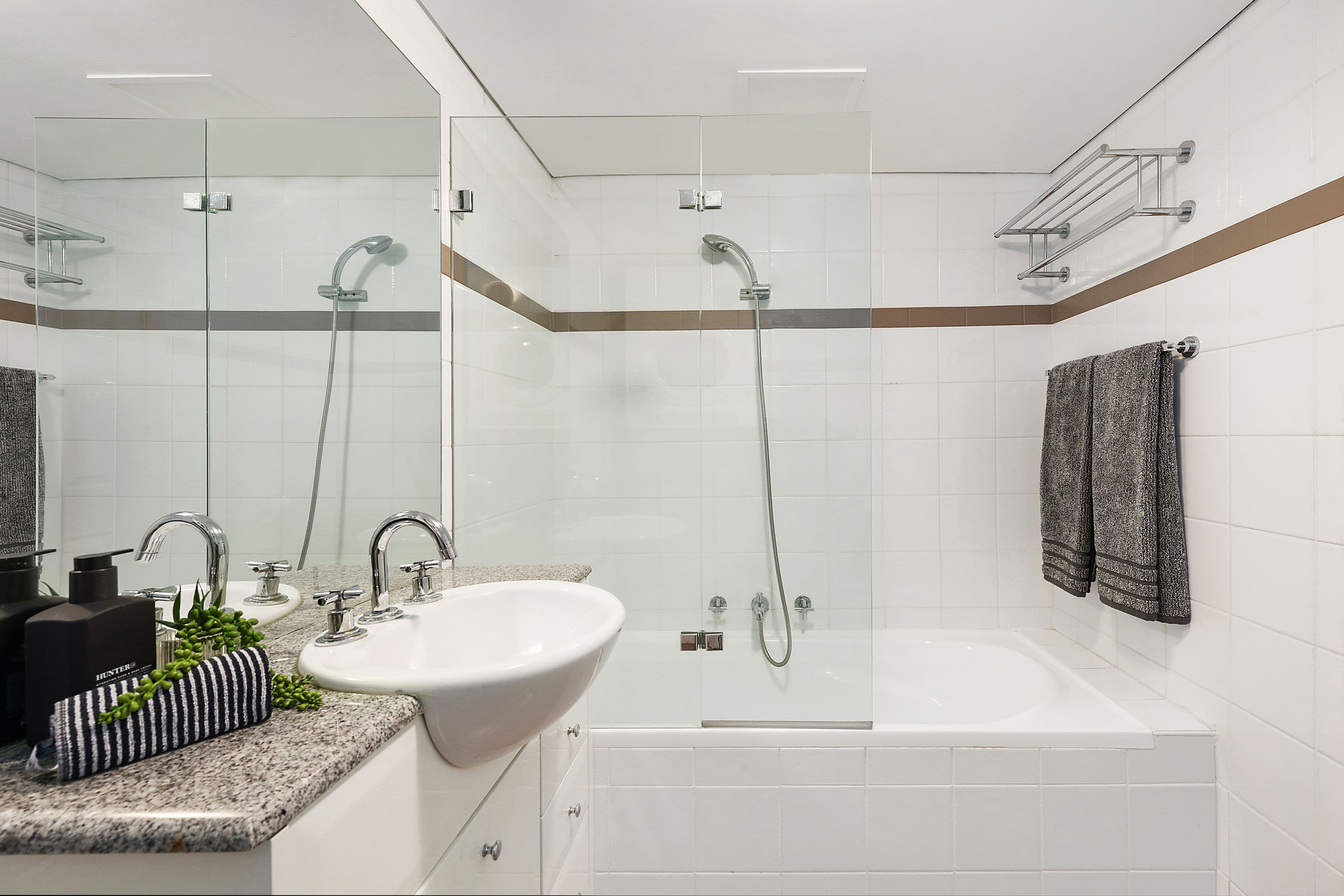 4 Taylors Drive, Lane Cove NSW 2066, Lane Cove North - Thumbnail 6