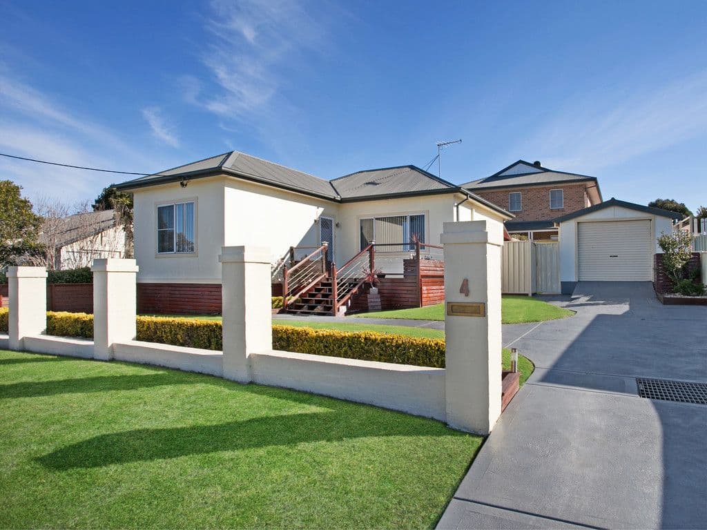 4 Hay Street, Helensburgh NSW 2508, Helensburgh - Image 1