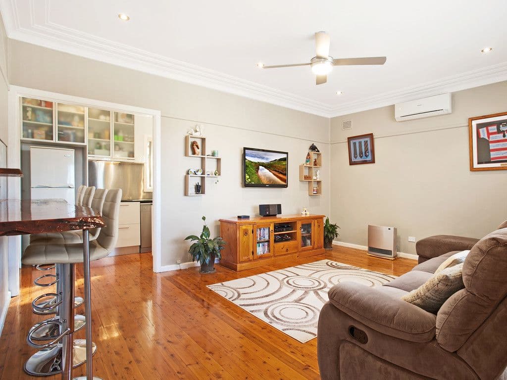 4 Hay Street, Helensburgh NSW 2508, Helensburgh - Thumbnail 2