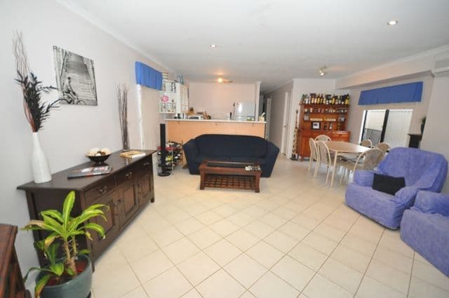 13 Vasey Street, GREENACRES SA 5086, Greenacres - Thumbnail 2