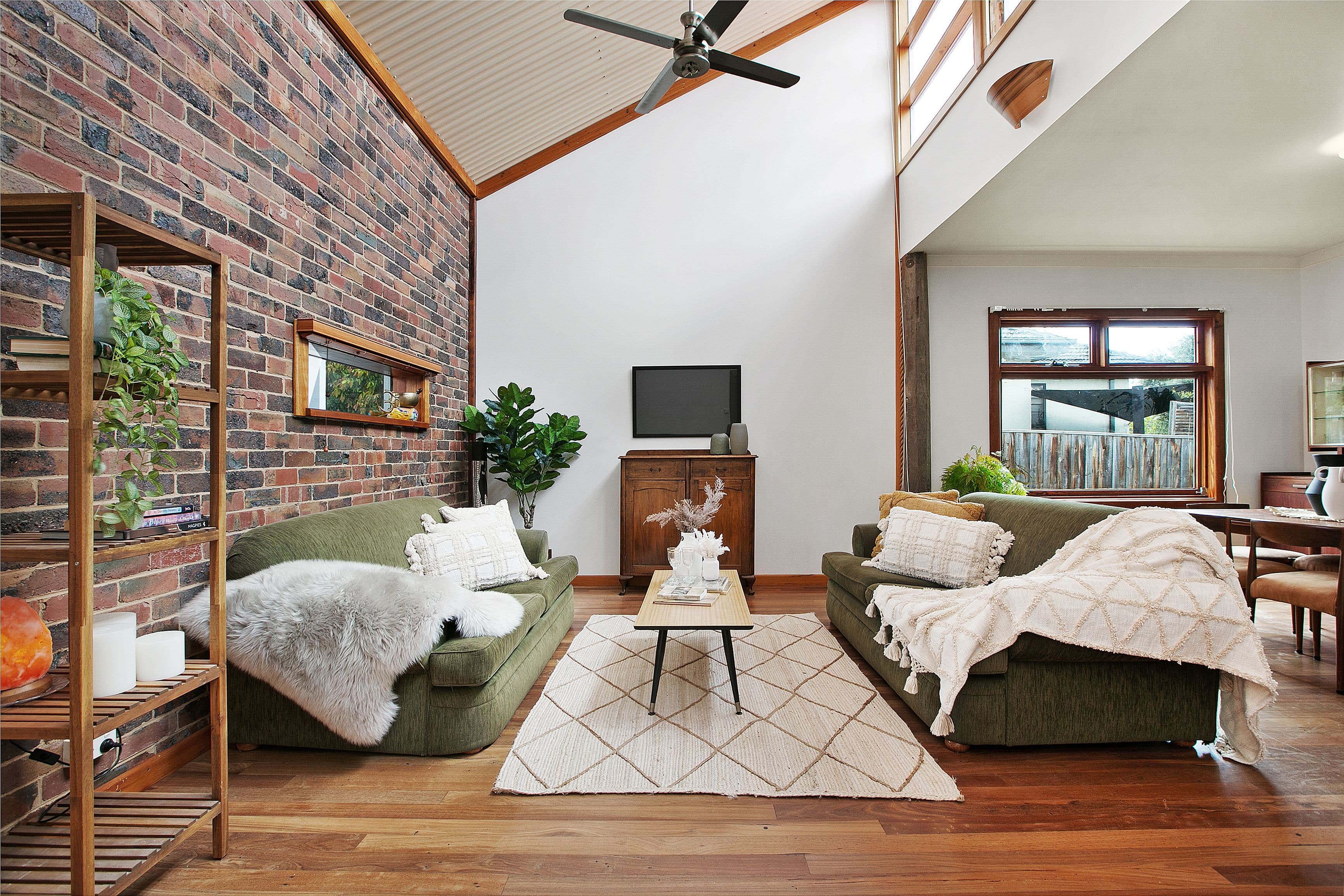 22 Foley Avenue, Preston VIC 3072, Preston - Thumbnail 2