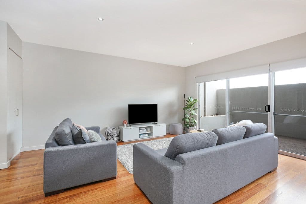 5 Brooke Street, Camperdown VIC 3260, Camperdown - Thumbnail 4