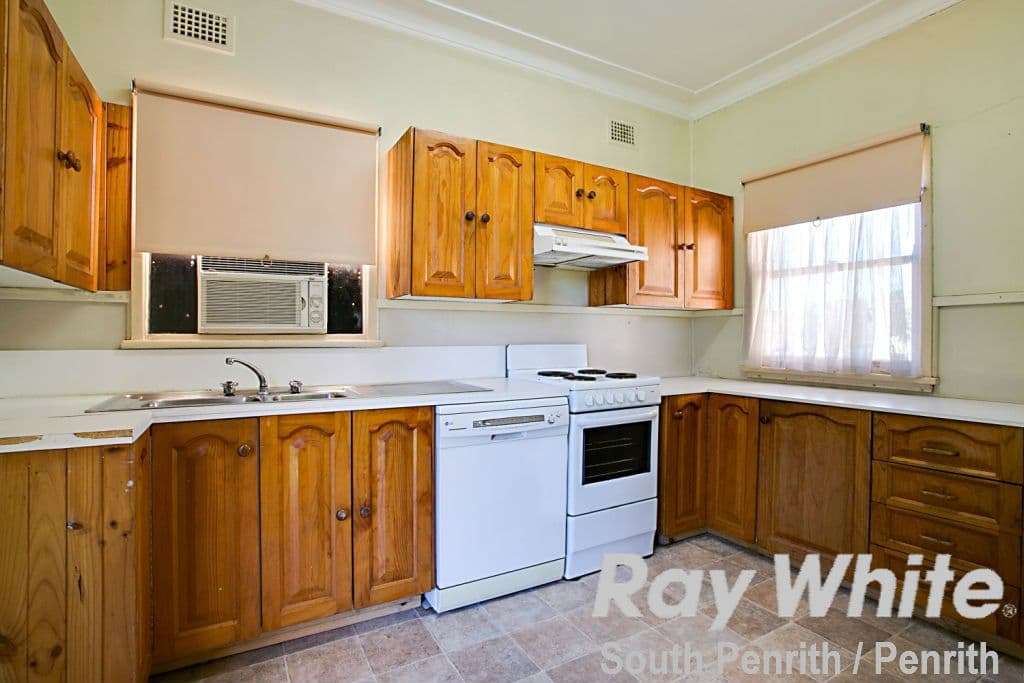 3 Elebana Street, Colyton - Thumbnail 3