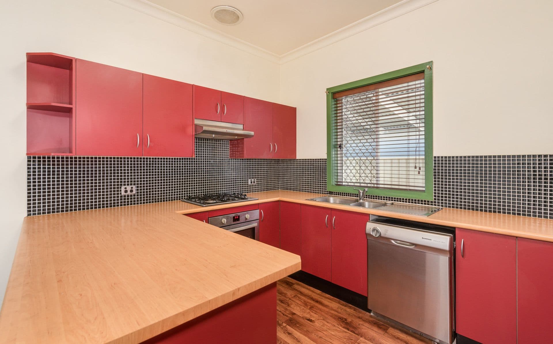 60 Wilson Street, CARRINGTON NSW 2294, Carrington - Thumbnail 2