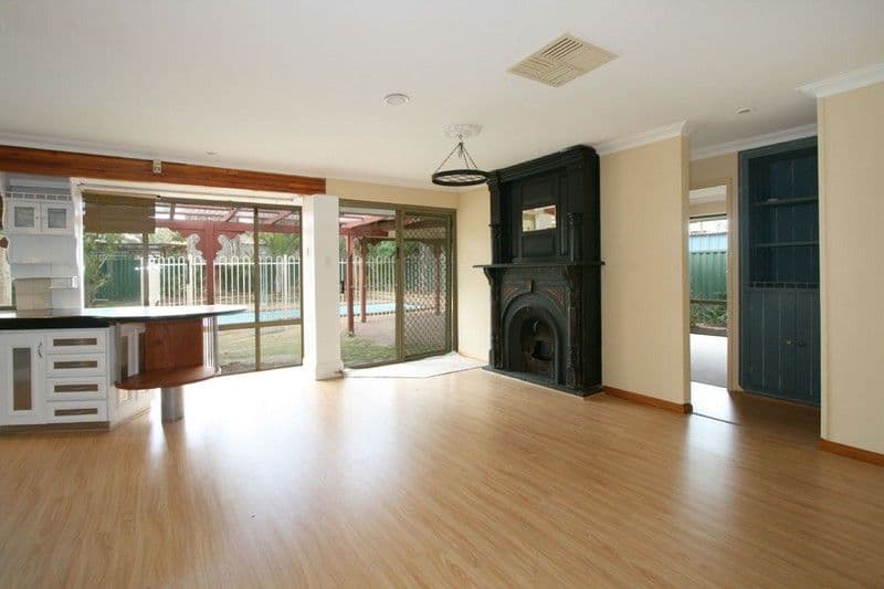 130 Newburn Road, HIGH WYCOMBE WA 6057, High Wycombe - Thumbnail 3