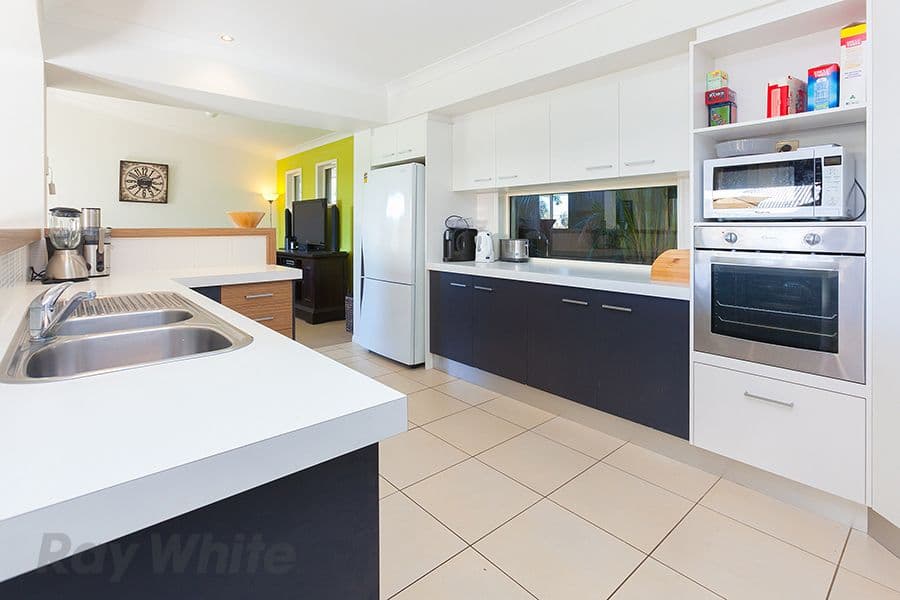 46 Viewpoint Drive, Springfield Lakes QLD 4300, Springfield Lakes - Thumbnail 2