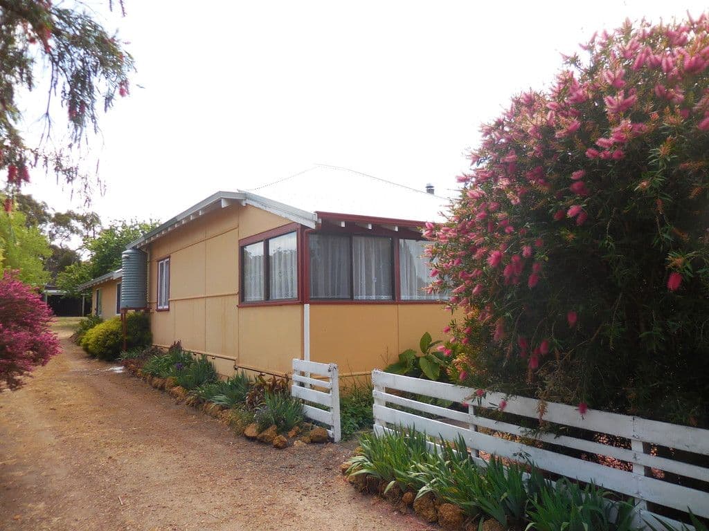 9 Parsons Street, Mount Barker WA 6324, Mount Barker - Image 1