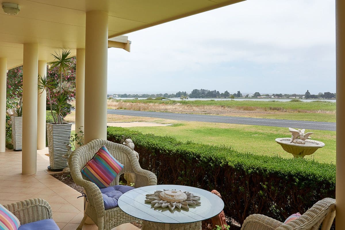 77 Captain Sturt Parade, Hindmarsh Island SA 5214, Hindmarsh Island - Thumbnail 2
