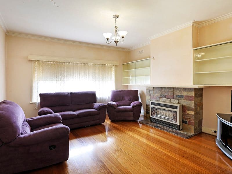 241 Shannon Avenue, Manifold Heights VIC 3218, Manifold Heights - Thumbnail 3