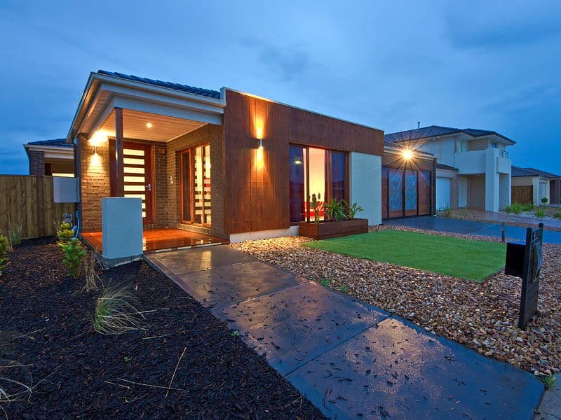 1 Oceana Street, POINT COOK VIC 3030, Point Cook - Thumbnail 2