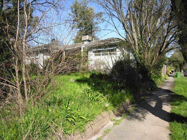 36 Cambridge Road, MOOROOLBARK VIC 3138, Mooroolbark - Thumbnail 2
