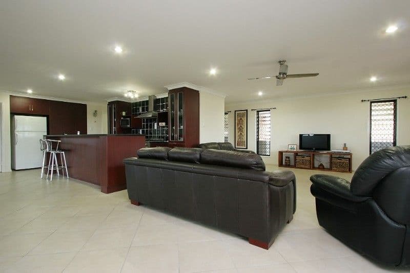 67 Cinnamon Drive, GLENELLA QLD 4740, Glenella - Thumbnail 5