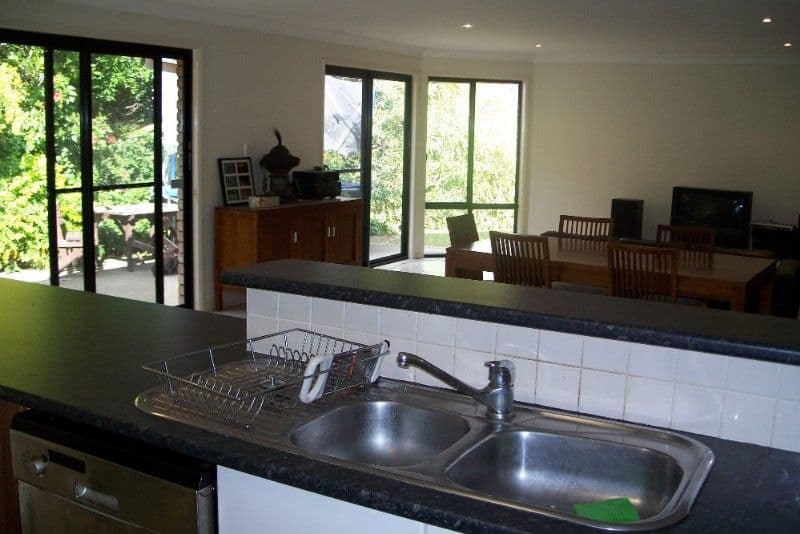 12 Fourth Avenue, LABRADOR QLD 4215, Labrador - Thumbnail 6
