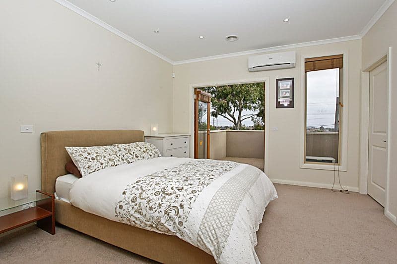 135 Waverley Road, CHADSTONE VIC 3148, Chadstone - Thumbnail 5