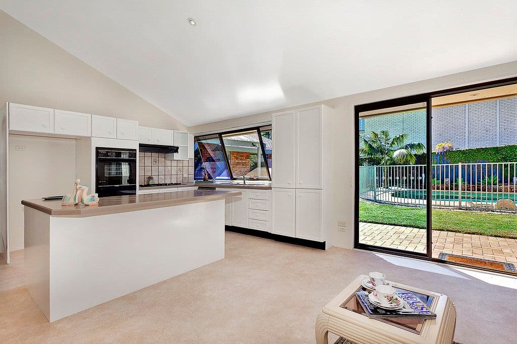 14 Laitoki Road, TERREY HILLS NSW 2084, Terrey Hills - Thumbnail 2