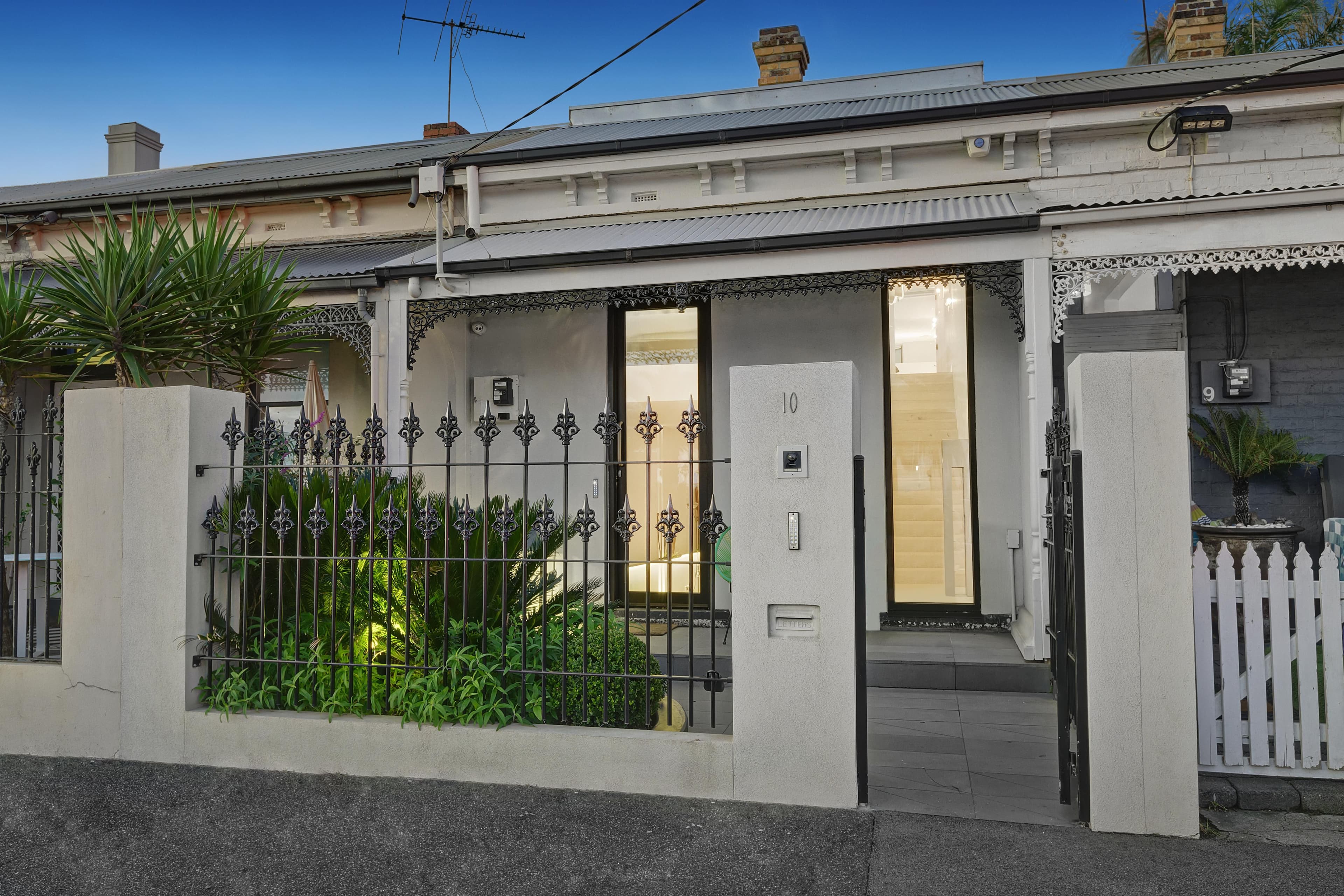 10 Beaconsfield Parade, Port Melbourne VIC 3207, Port Melbourne - Image 1