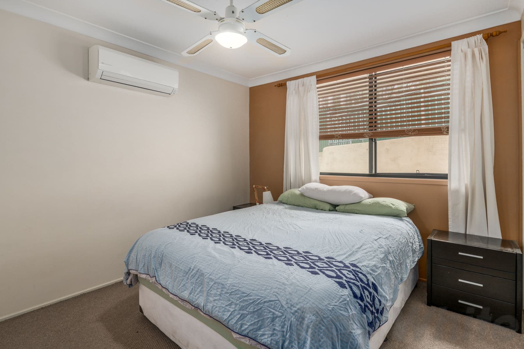 23 Southern Cross Drive, Woodrising - Thumbnail 6