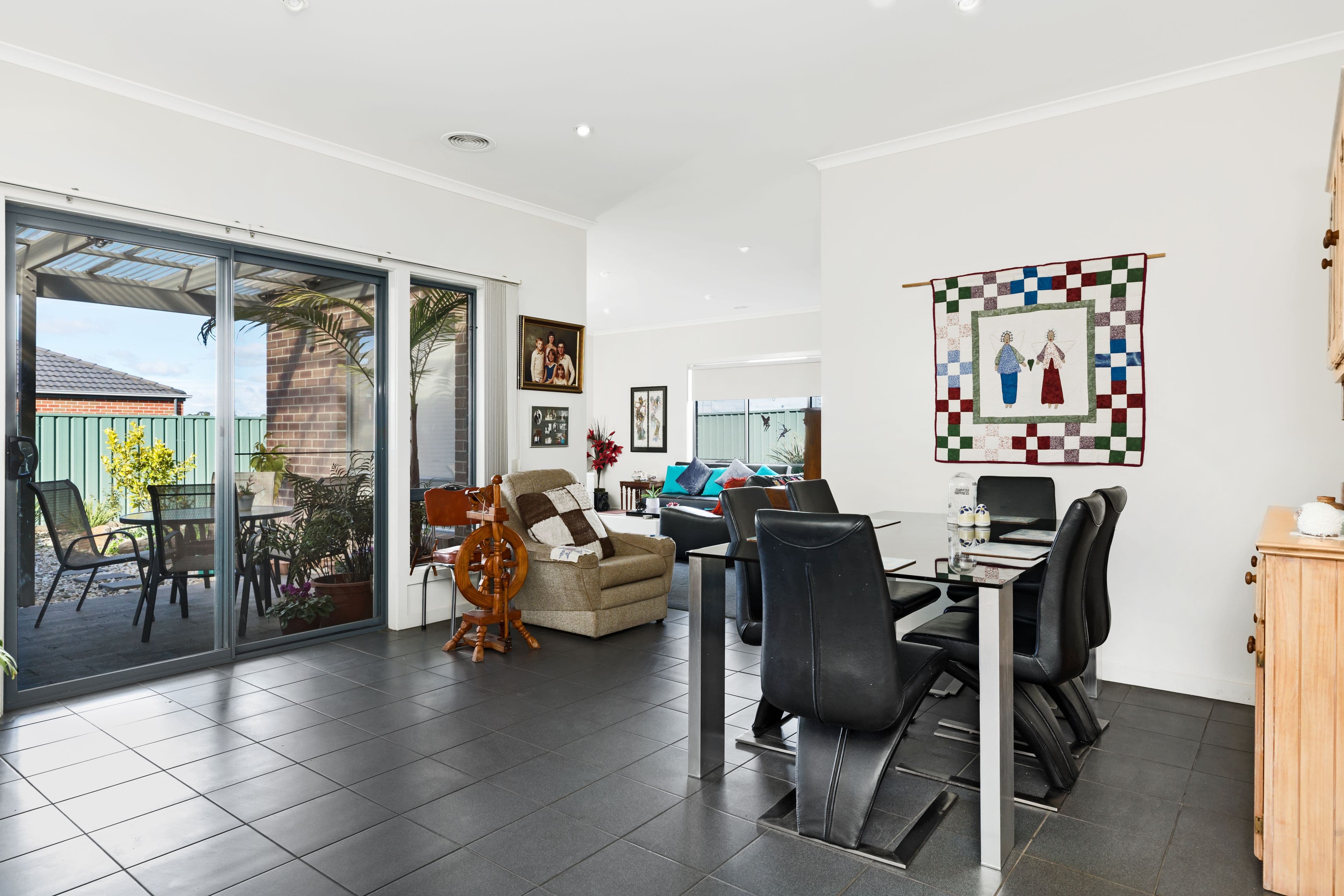 33 St Chester Avenue, Lake Gardens VIC 3355, Lake Gardens - Thumbnail 6