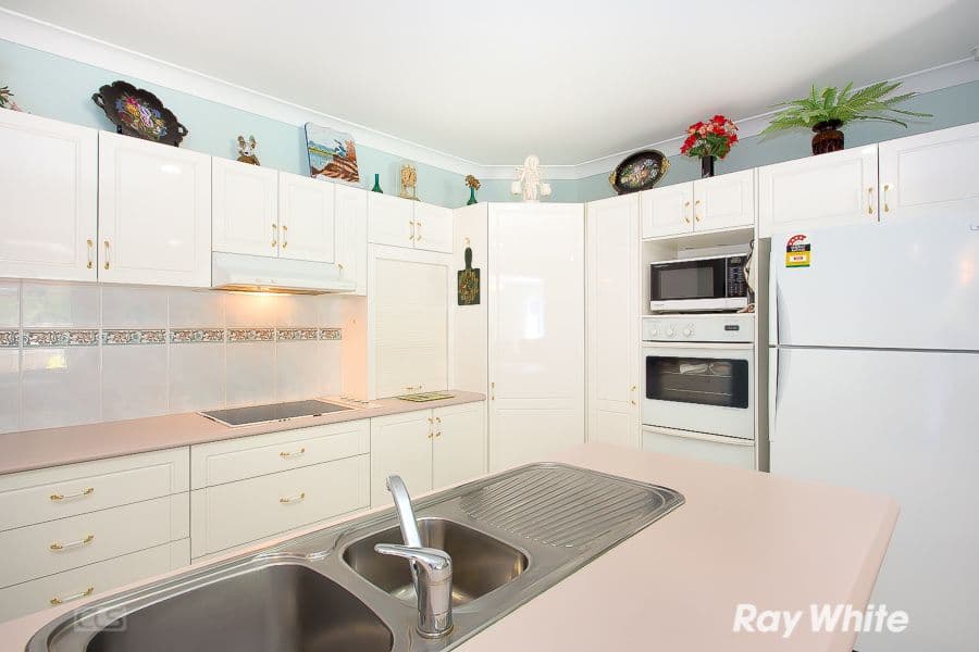 1 Eighth Avenue, WOORIM QLD 4507, Woorim - Thumbnail 4