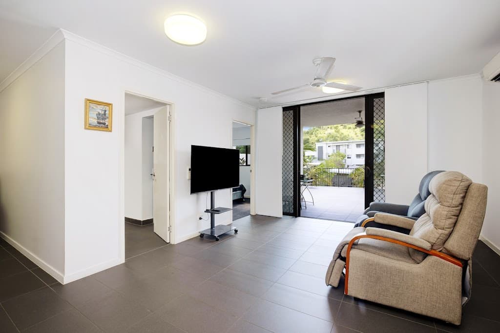 202/167 Bundock Street, Belgian Gardens, QLD, 4810, Belgian Gardens - Thumbnail 3