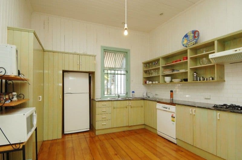 2 Canonbury Grove, Dulwich Hill - Thumbnail 3