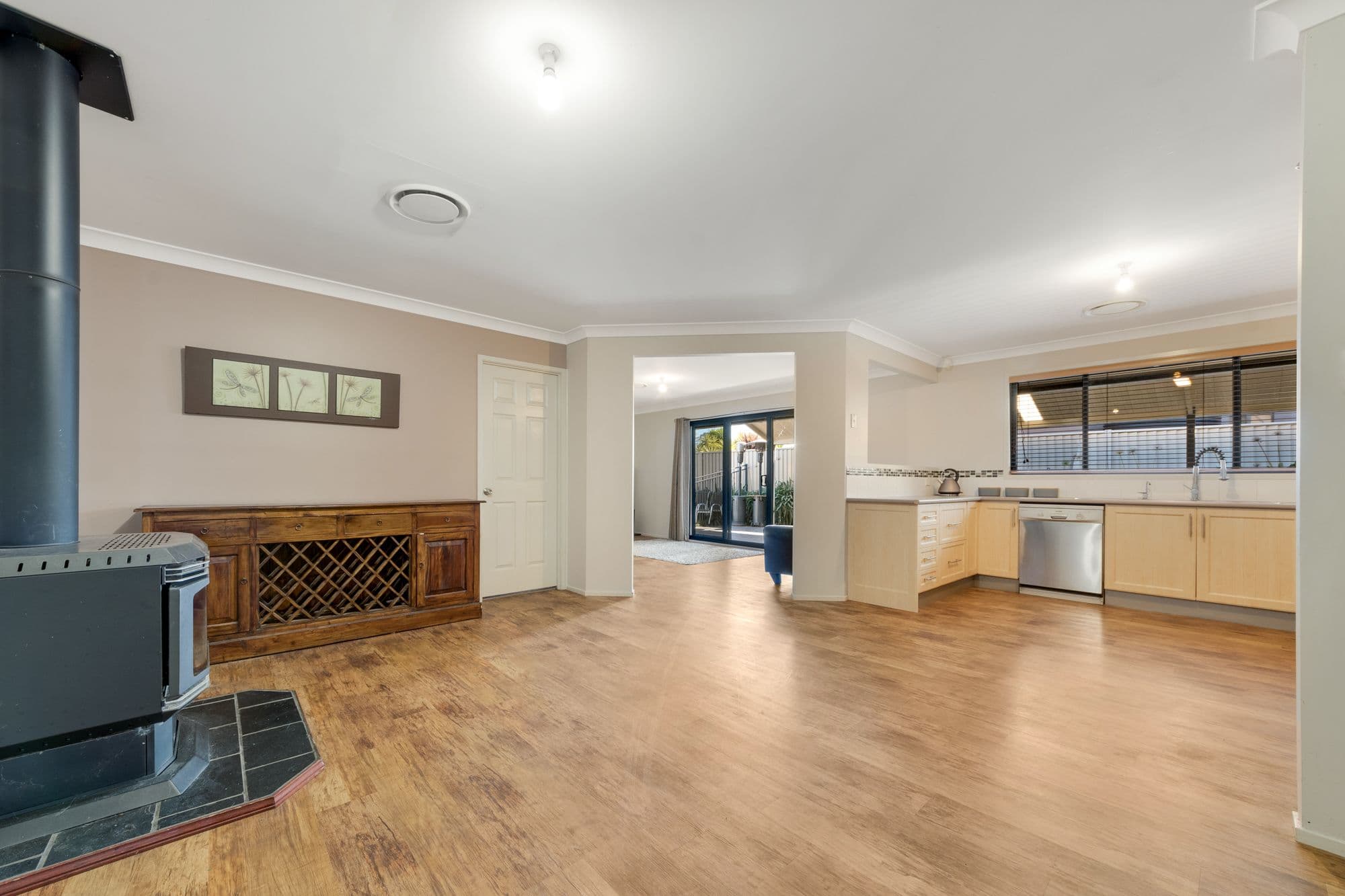 52 Alexandra Crescent, Harrington Park - Thumbnail 3