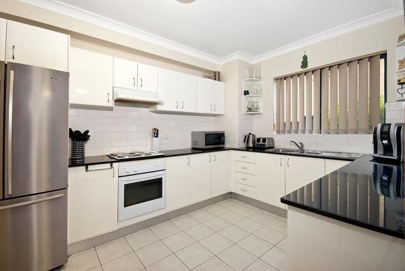 10 Toms Lane, ENGADINE NSW 2233, Engadine - Thumbnail 2