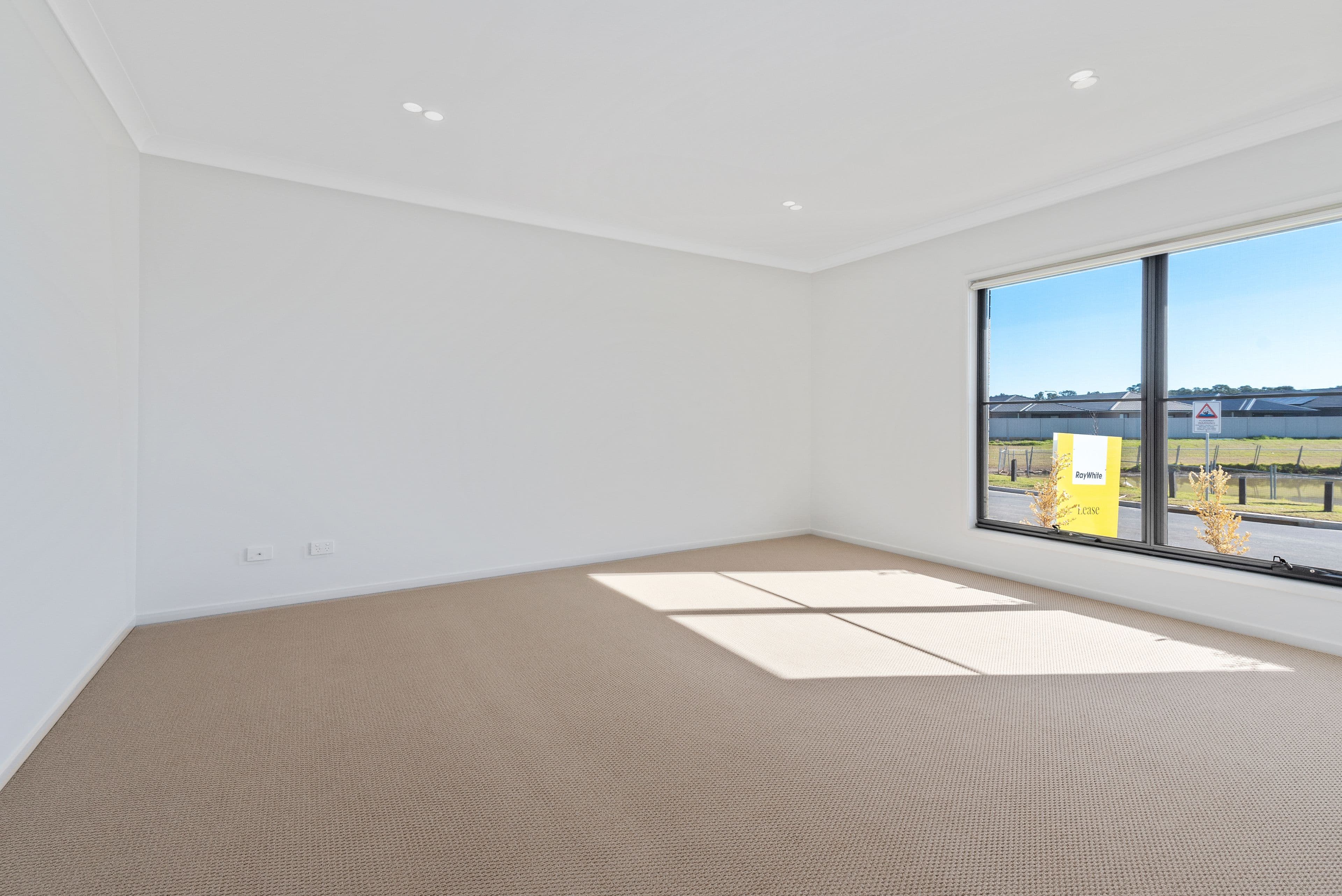 39 Barrett Street, Gregory Hills - Thumbnail 4