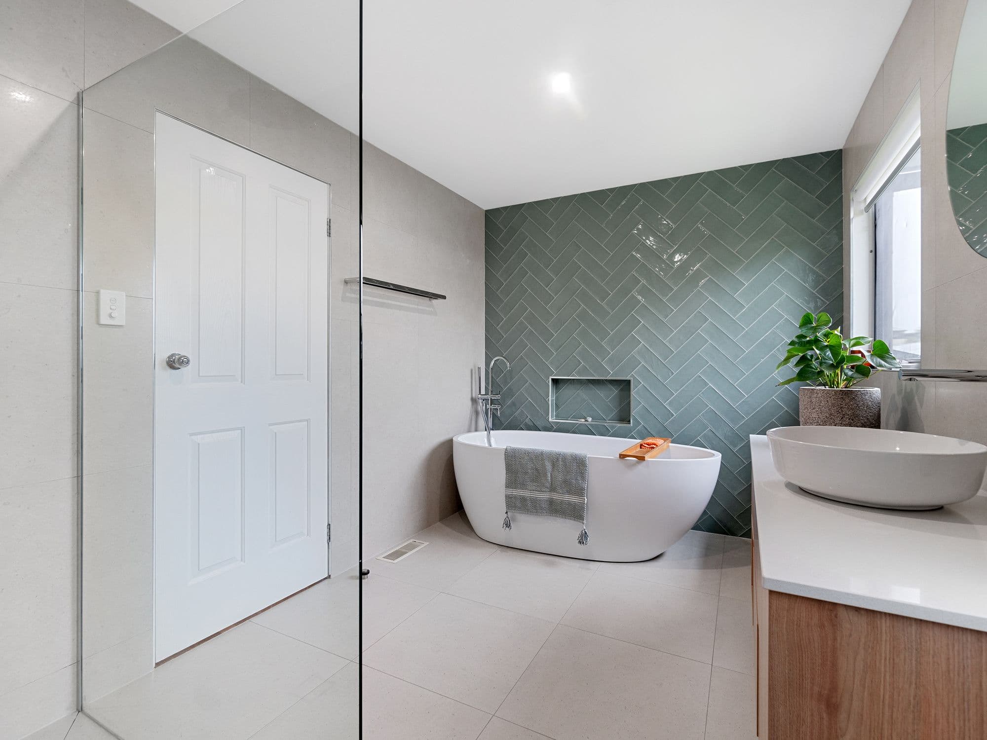 28 Lewis Street, Darley VIC 3340, Darley - Thumbnail 2