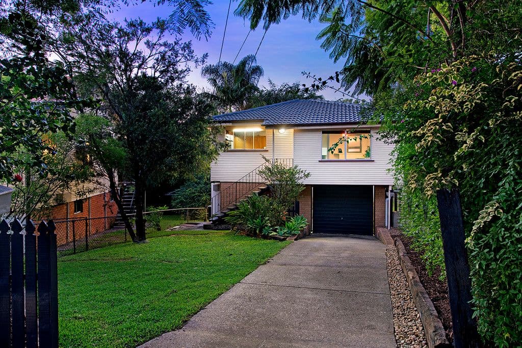 29A Russell Avenue, Norman Park QLD 4170, Norman Park - Thumbnail 2