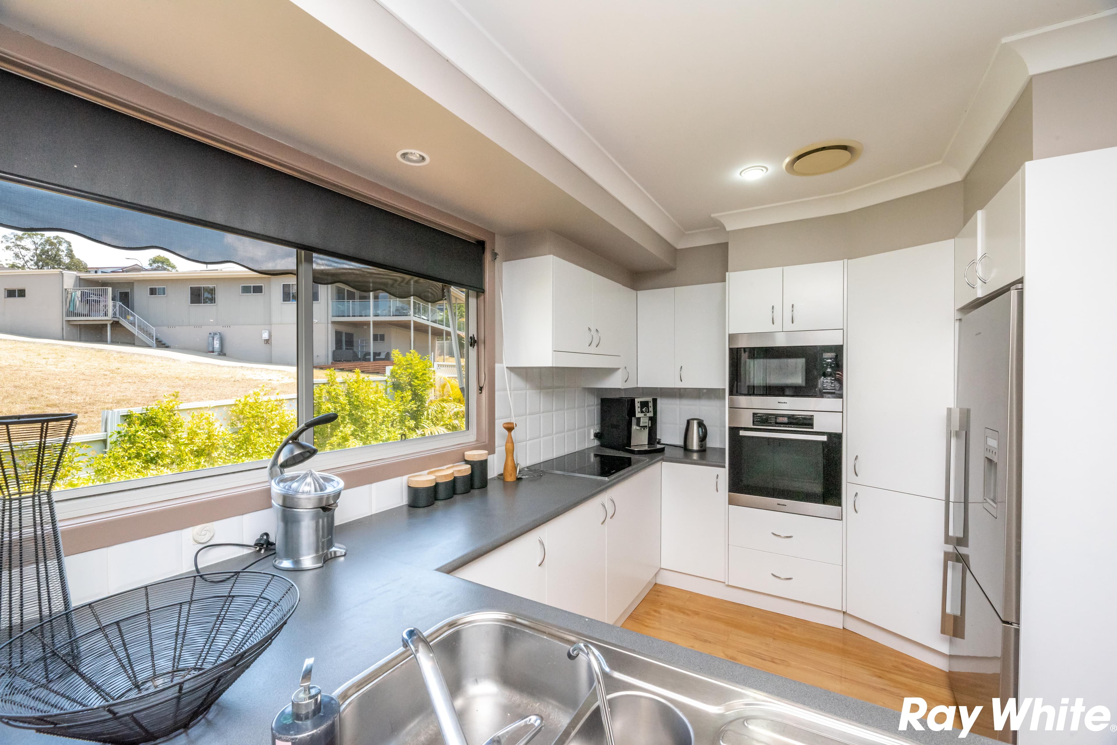 17 The Boulevard, Tallwoods Village - Thumbnail 2
